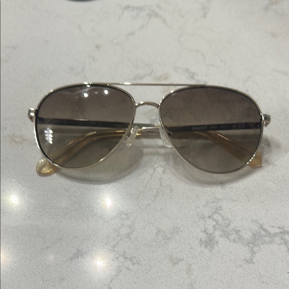 Stylish Gold Aviator Sunglasses